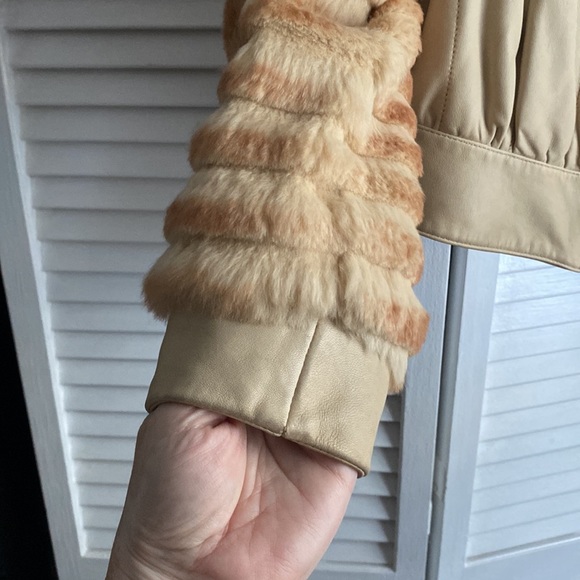 Leather jacket - Picture 3 of 5